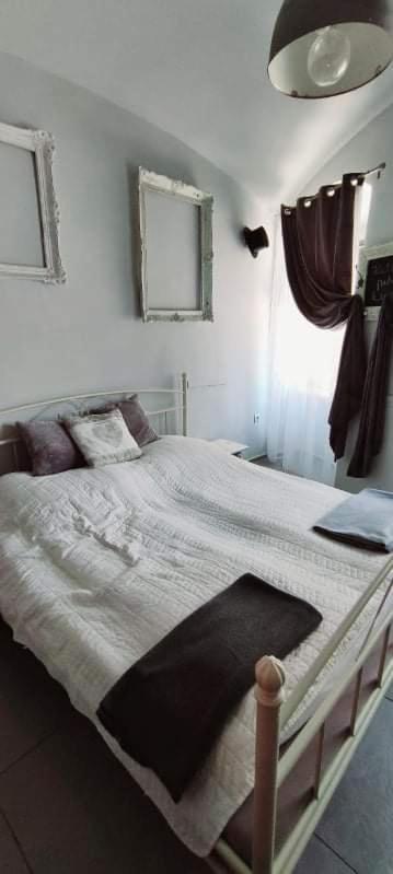 Godot Apartment *